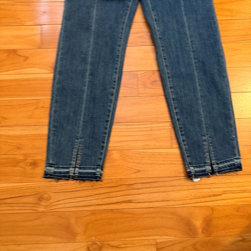 Women Vince Camuto Mid Rise Vintage Straight Leg Jeans Dark Wash Blue Sz 31/12 - Picture 4 of 7